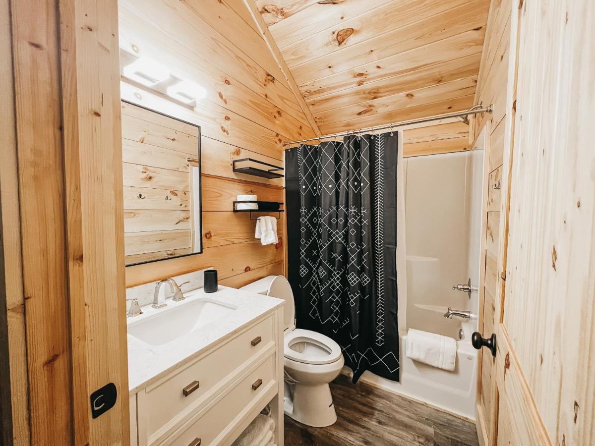 Cabin #4 Studio W Kitchenette Hartwell Ngoại thất bức ảnh